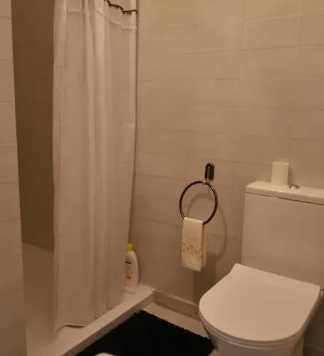 Casa Da Farmacia - *